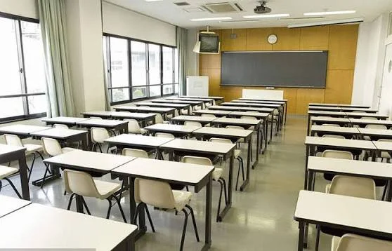 某学校课桌椅验收检测项目相关文章配图
